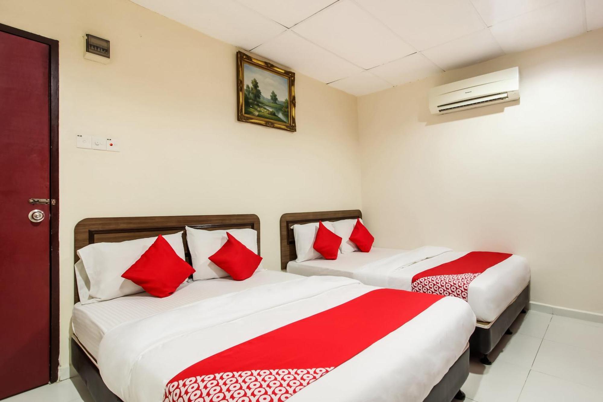 Super Oyo 89427 Kavanas Hotel Taiping Extérieur photo