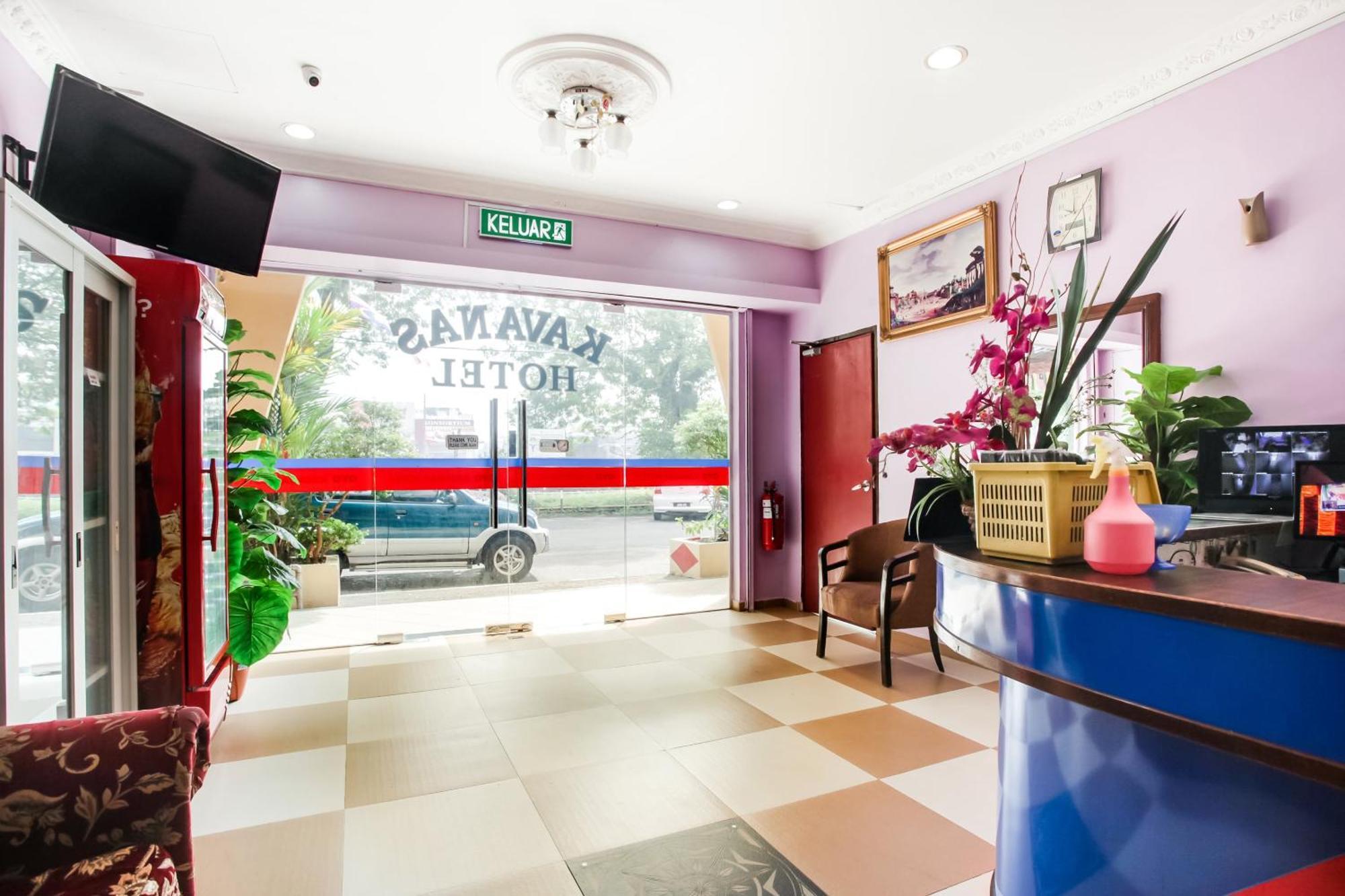 Super Oyo 89427 Kavanas Hotel Taiping Extérieur photo