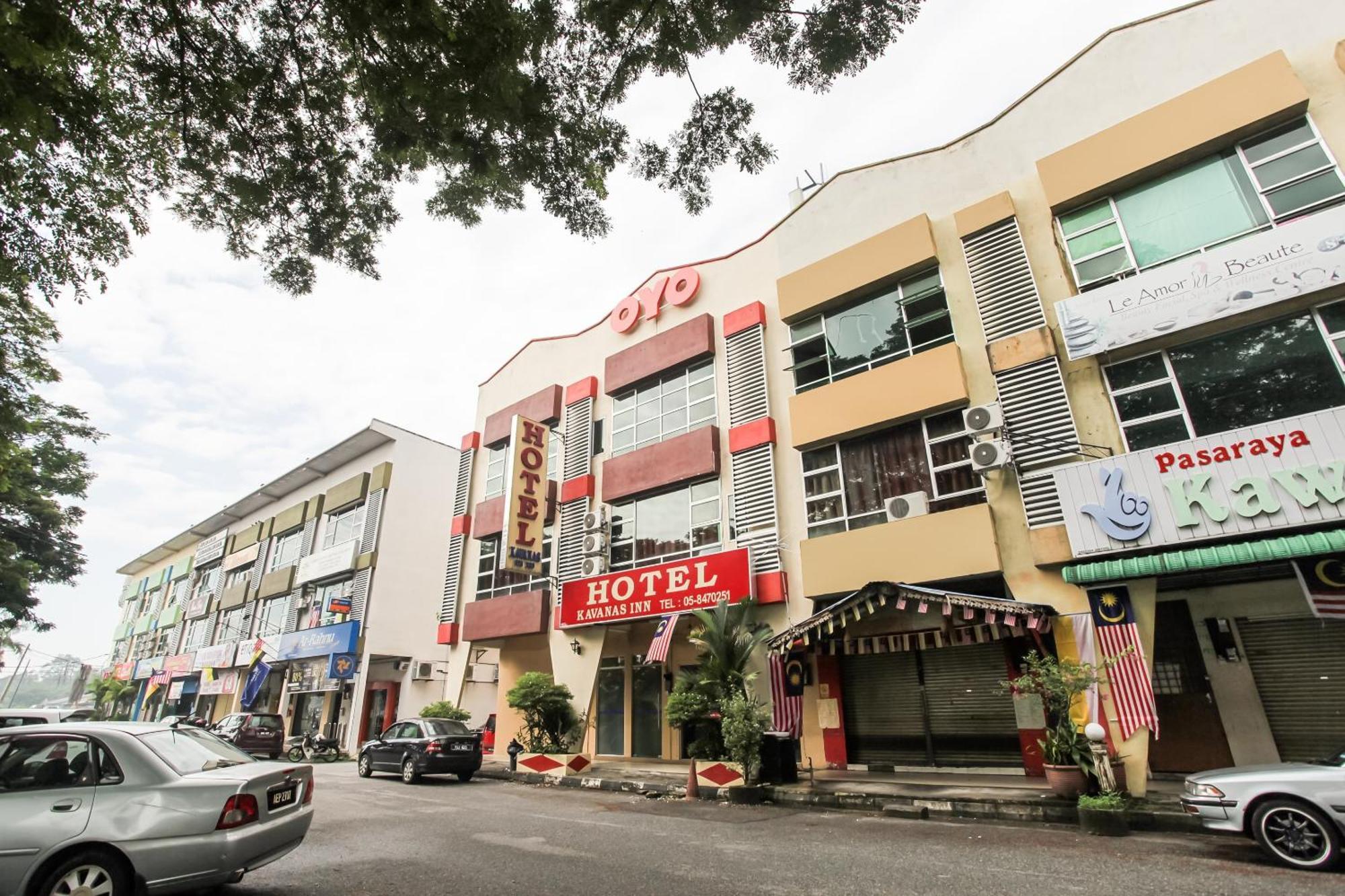 Super Oyo 89427 Kavanas Hotel Taiping Extérieur photo