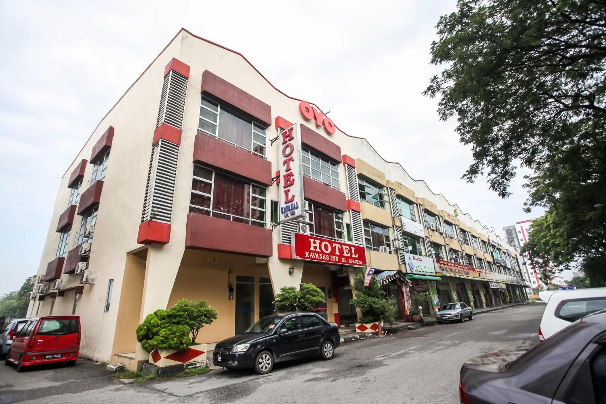 Super Oyo 89427 Kavanas Hotel Taiping Extérieur photo